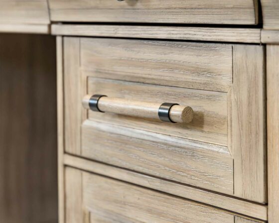 Willow Lane Natural Oak Pedestal Exec Desk details